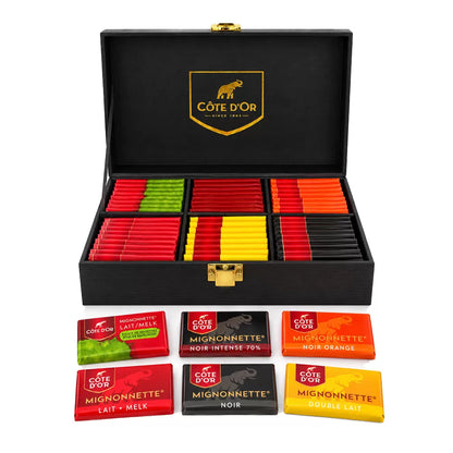 Côte d'Or Mignonnette Mix "Merry Christmas and a Happy New Year" - Luxueuze houten geschenkbox - 6 smaken - Melk & Pure Chocolade - 600g